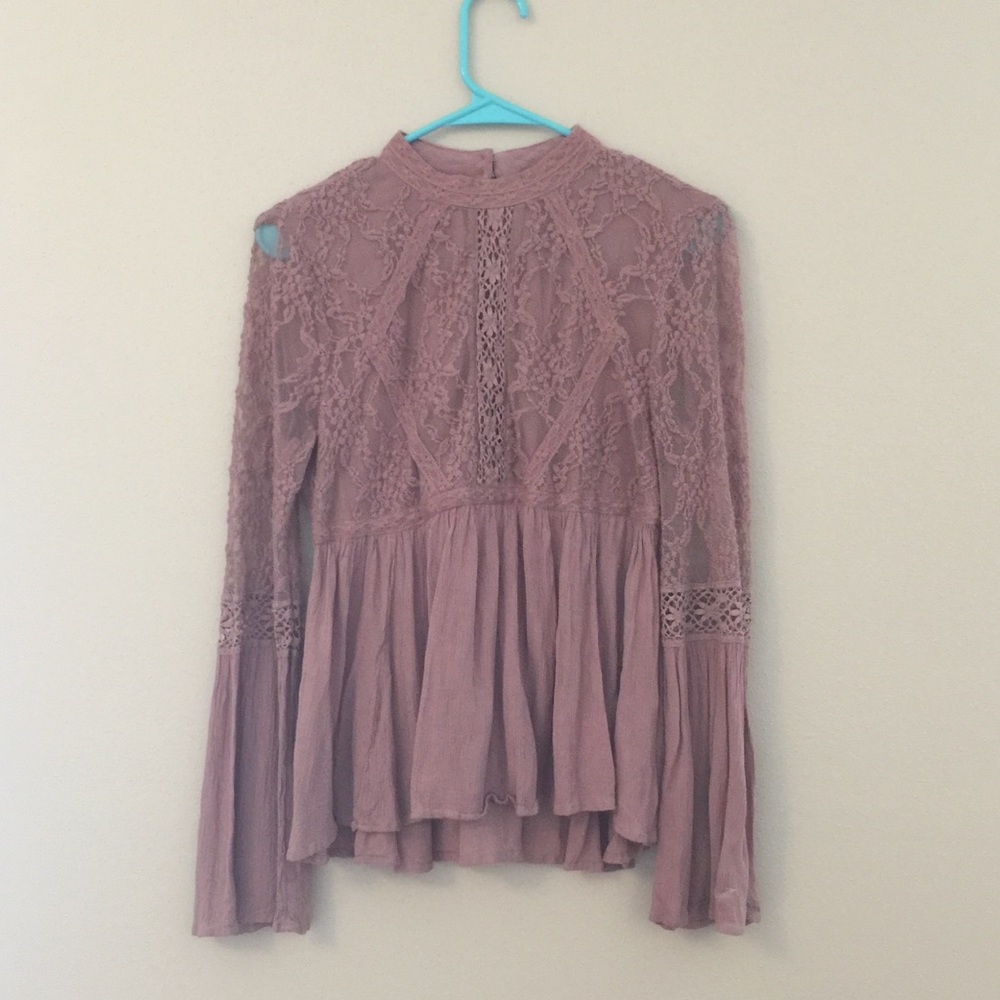 American Eagle pink blouse